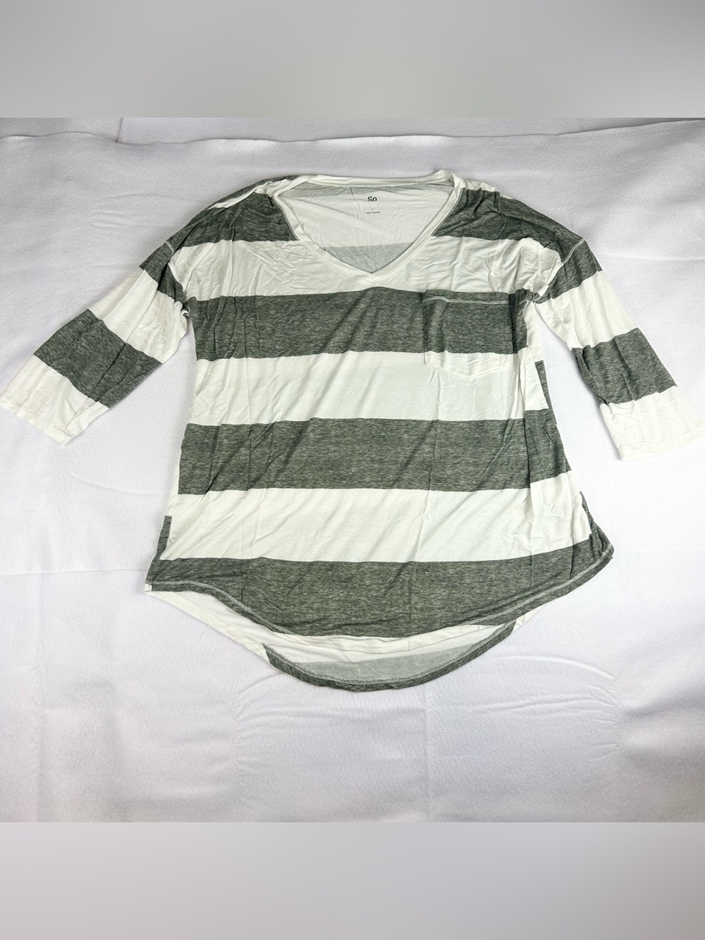 SO Top Women’s Size Large Gray and White Stripe 3/4 Sleeves Nautical Casual